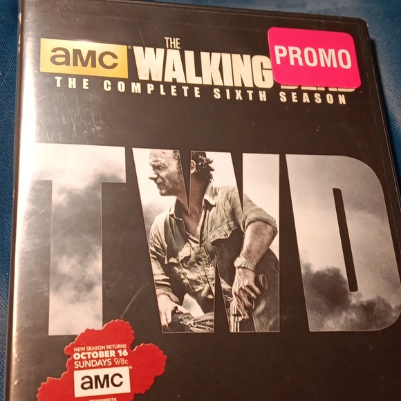 The walking dead the complete sixth season DVD bonus features - Picture 5 of 6